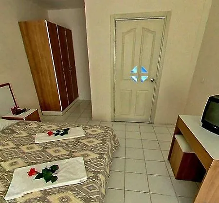 Club Alisya Hotel 4*